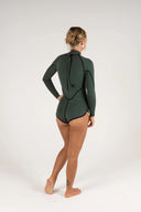 Side view of the Inner Relm Green Envy Spring Suit 2mm highlighting the streamlined fit.